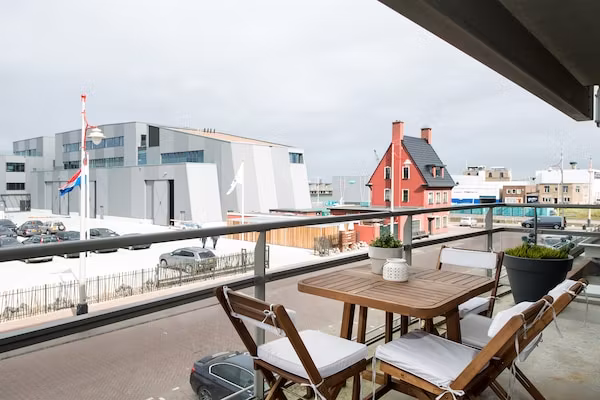 Scheveningen Harbour 22c in Scheveningen - Foto 1 van 40