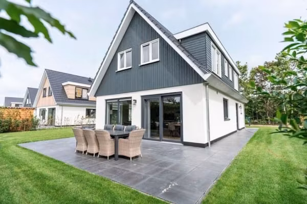 So What 17 in De Koog Texel - Foto 1 van 36