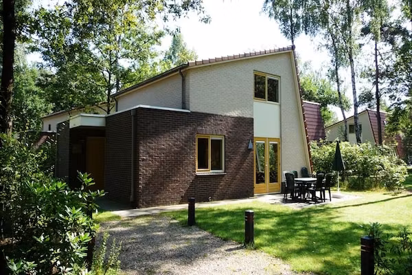 Bungalowpark Hoenderloo 6 in Hoenderloo - Foto 2 van 26