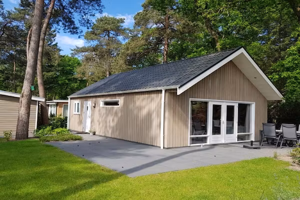 Vakantiepark De Rimboe & De Woeste Hoogte 18 in Hoenderloo - Foto 2 van 40