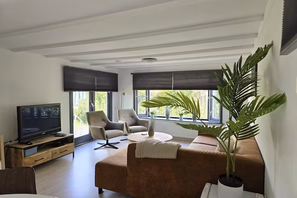 De Veluwse Eekhoorn in Garderen - Foto 2 van 38