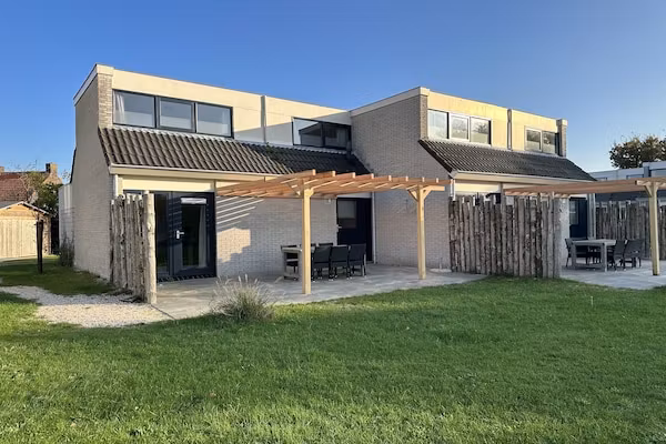 Vakantiepark 't Eibernest Texel 4 in De Cocksdorp - Foto 1 van 24