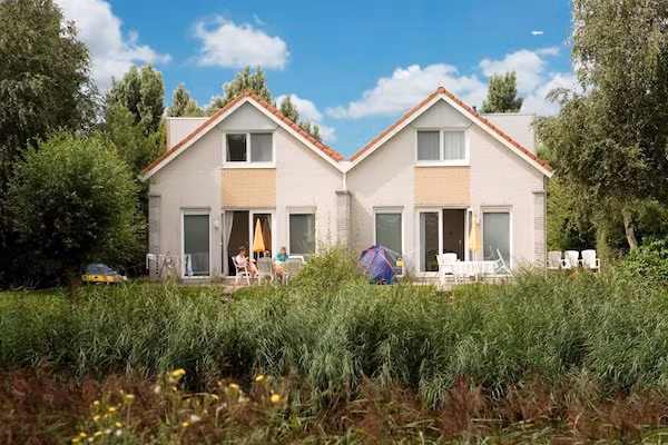 Beach Resort Makkum 29 in Makkum - Foto 1 van 36