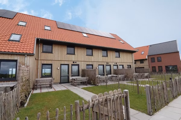 Friese Villa 3 6 pers met sloep optioneel bij te boeken in Leons - Foto 1 van 40