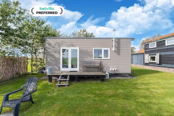 Tiny House in Burgerbrug - Foto 1 van 40