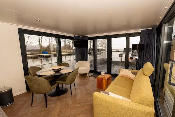 Houseboat - Paviljoenwei 4  Sneek Offingawier 'Boatique Sneek' in Offingawier - Foto 2 van 38