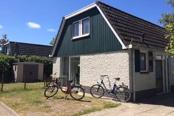 120299 in Sint Maartenzee - Foto 1 van 23