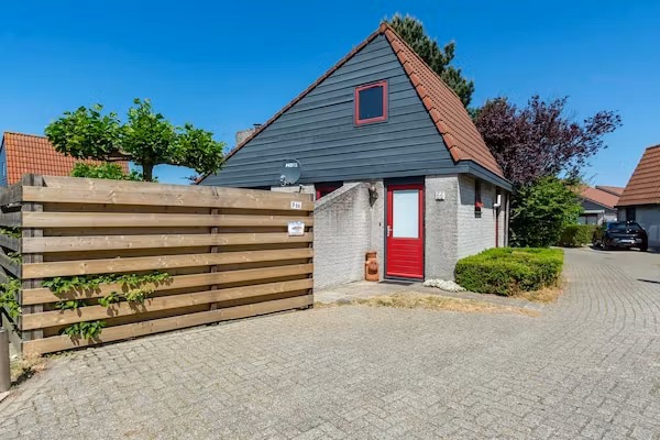 Yperhof 66 in Julianadorp aan Zee - Foto 1 van 25