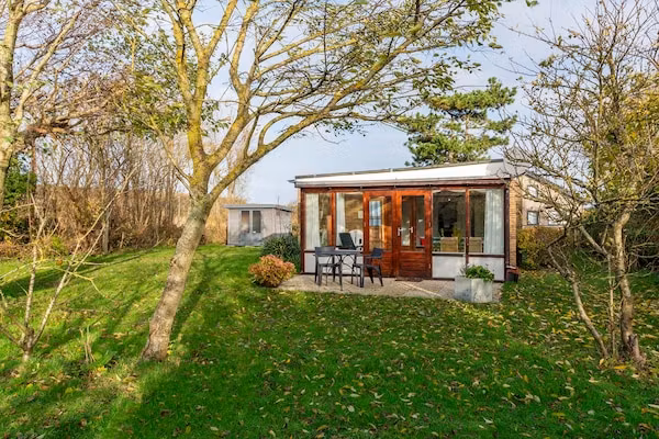 Orchis 4 in Julianadorp aan Zee - Foto 1 van 13