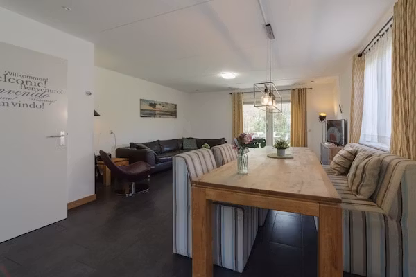 Villapark De Oesterbaai 89 in Wemeldinge - Foto 2 van 35