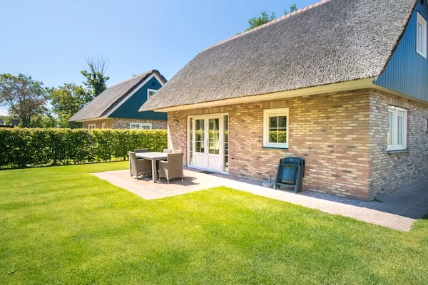 Anzelhoef XL 19 in Sint Maartenszee - Foto 1 van 31