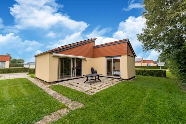 Gelijkvloerse vakantiewoning 6p huisje 17 in Zevenhuizen - Foto 1 van 40