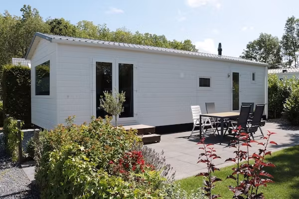 2 chalets naast elkaar in Tzummarum - Foto 1 van 32