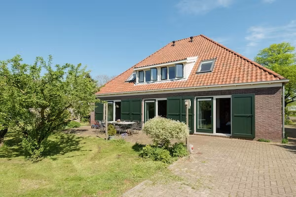 Van Vuure in Zuidoostbeemster - Foto 1 van 40