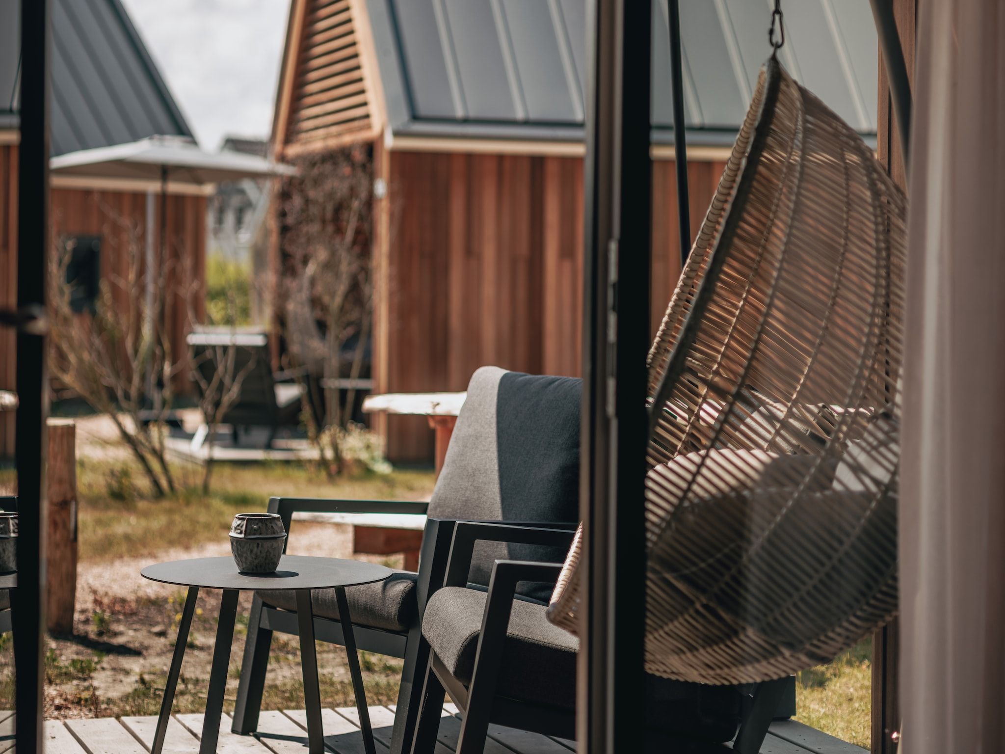 Het terras van Beach Resort Nieuwvliet-Bad 17 in Nieuwvliet-Bad