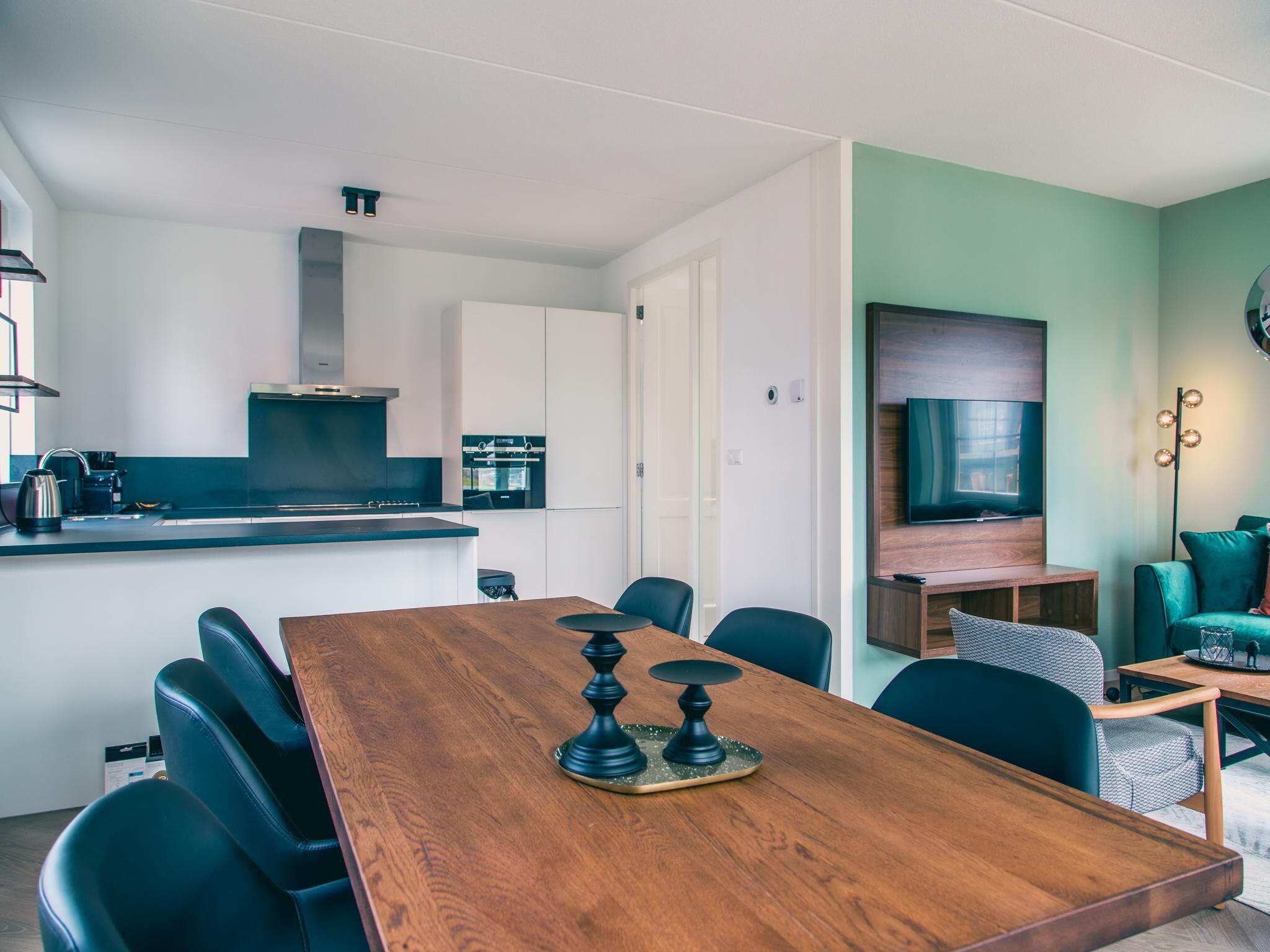 De woonkamer van Watervilla 6 in Medemblik
