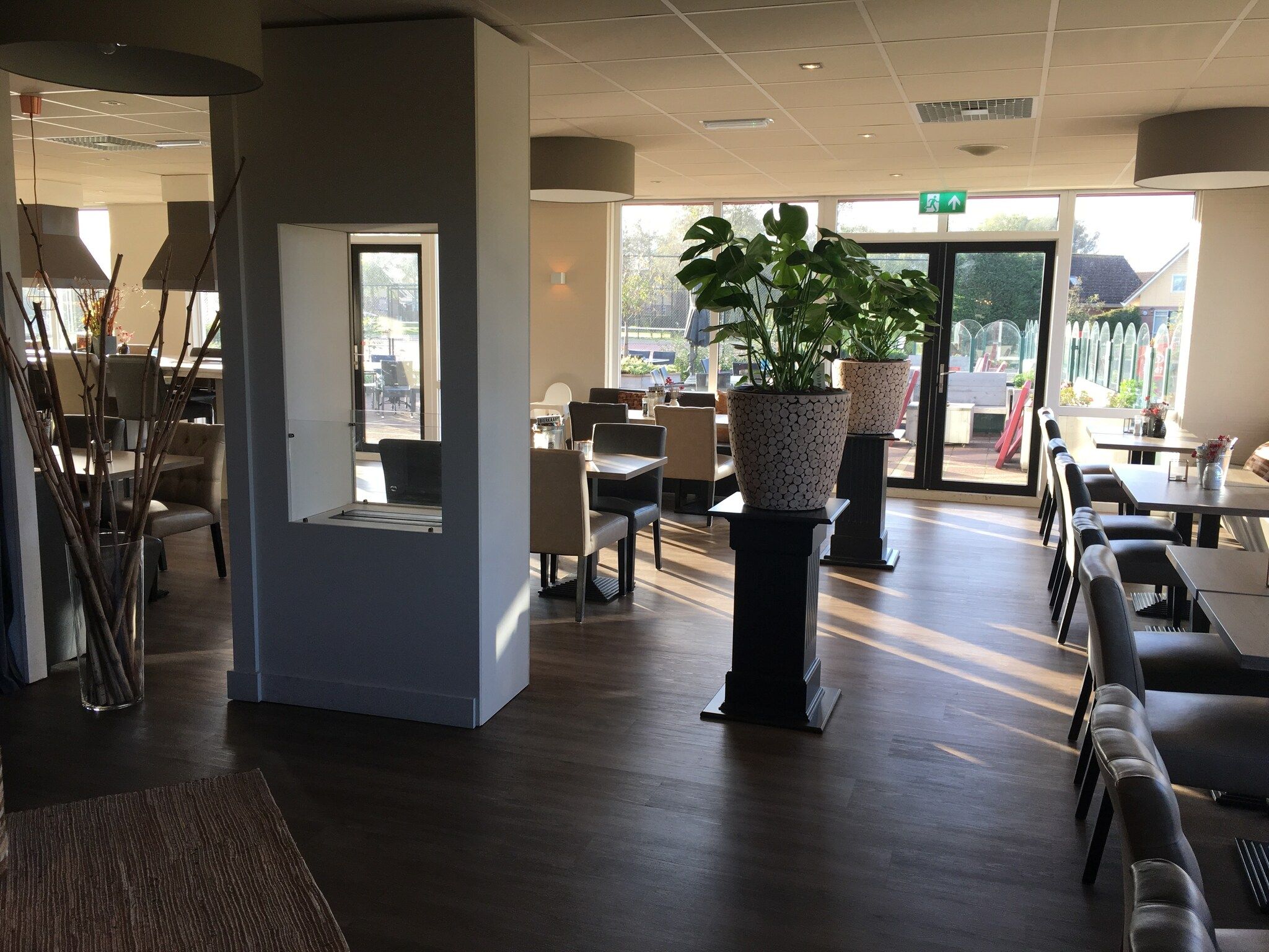 Parkfaciliteiten bij Watervilla Sauna 6 in Medemblik
