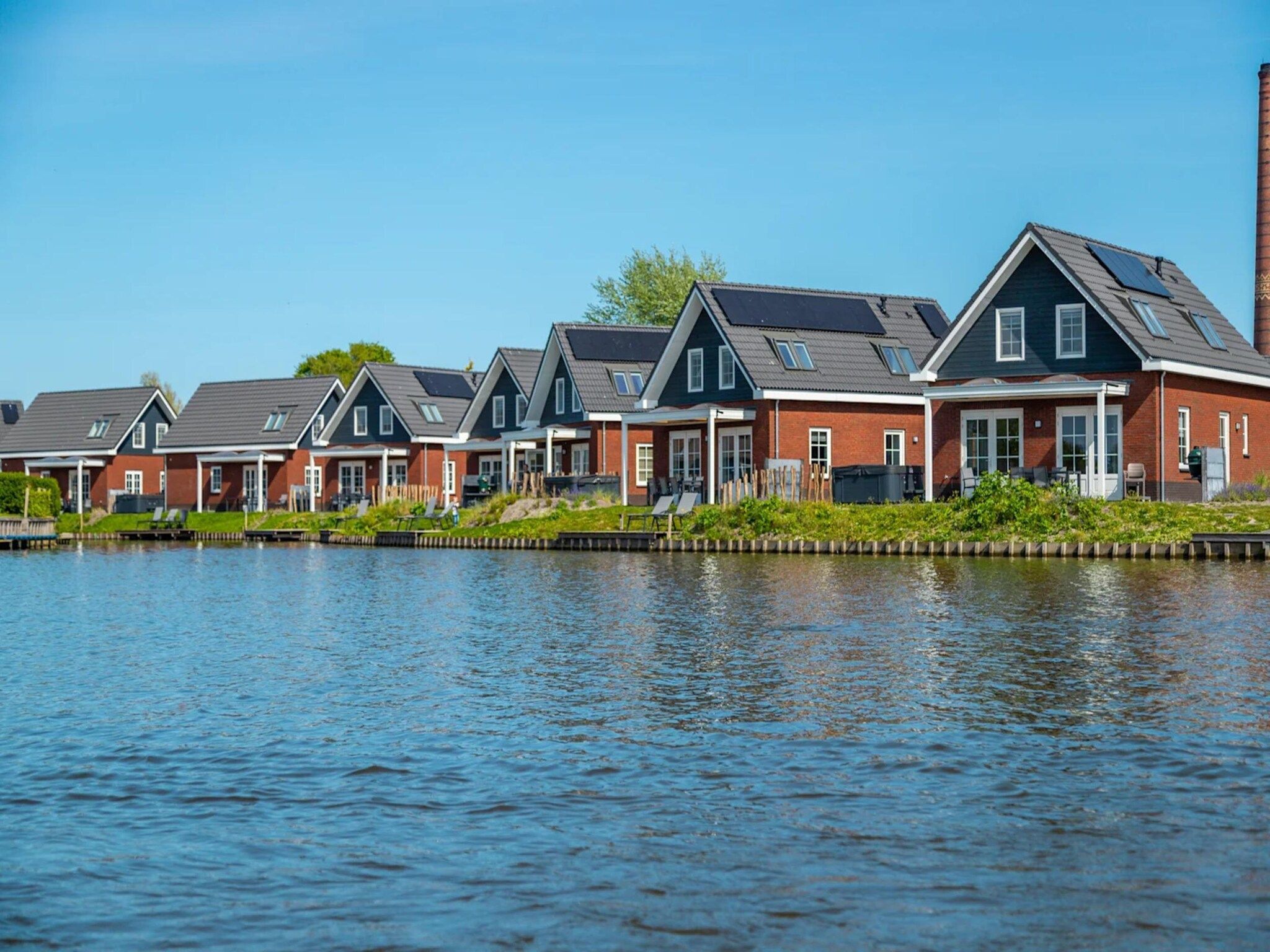 Parkfaciliteiten bij Watervilla Sauna 6 in Medemblik