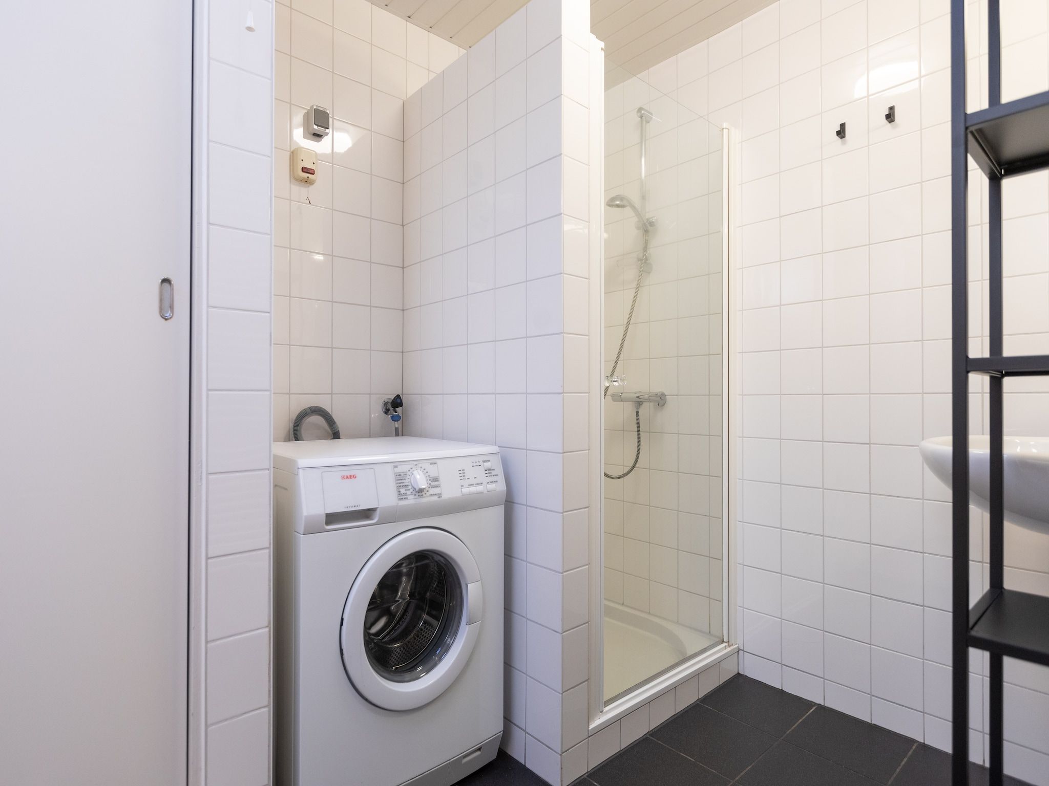 De badkamer van Vakantie bij Meeussen - Schuttersoord 4 in Mook