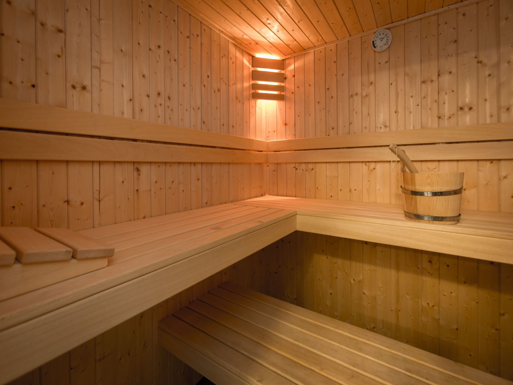 Wellness bij Friese Meren Villa's 17 in Delfstrahuizen