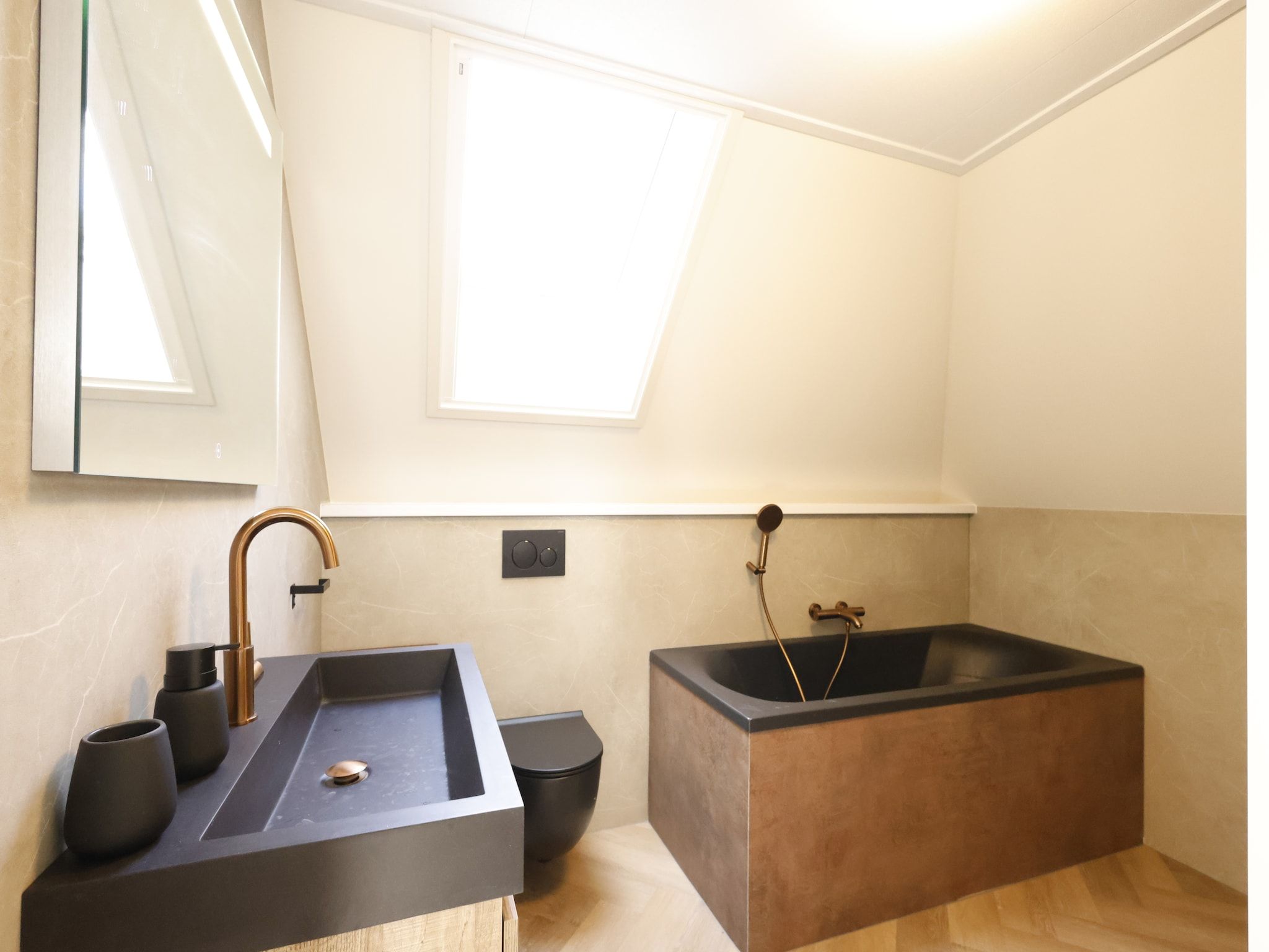 De badkamer van Recreatiepark Wiringherlant - Wiringher Villa 23 in Hippolytushoef