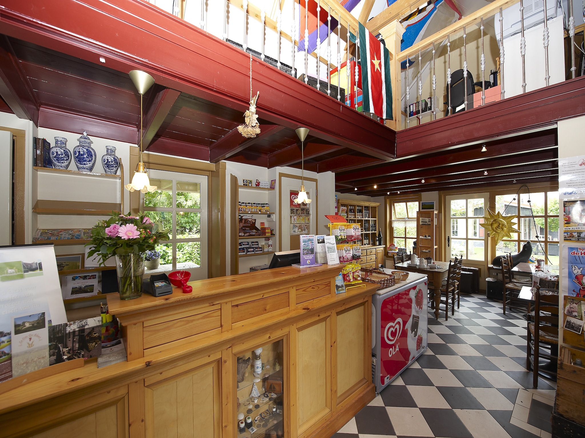 Parkfaciliteiten bij Recreatiepark Wiringherlant - Wiringher Villa 23 in Hippolytushoef