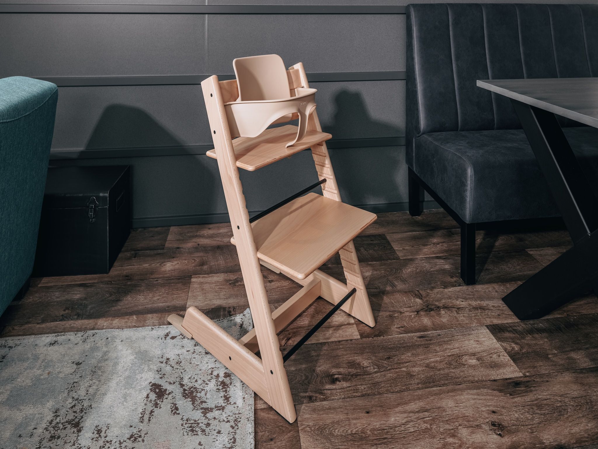 De woonkamer van Vakantiepark Giethoorn 8 in Giethoorn