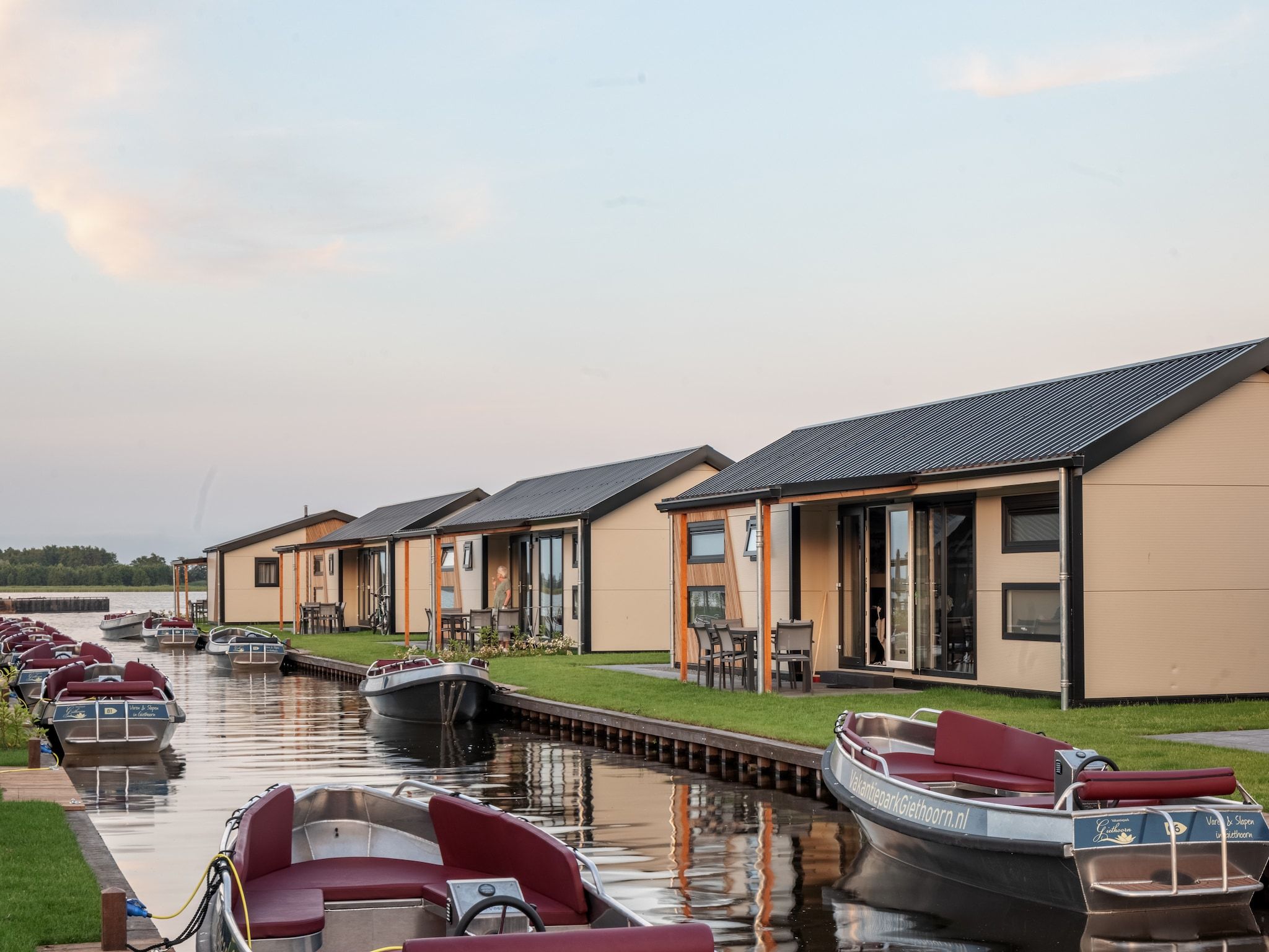 Parkfaciliteiten bij Vakantiepark Giethoorn 8 in Giethoorn
