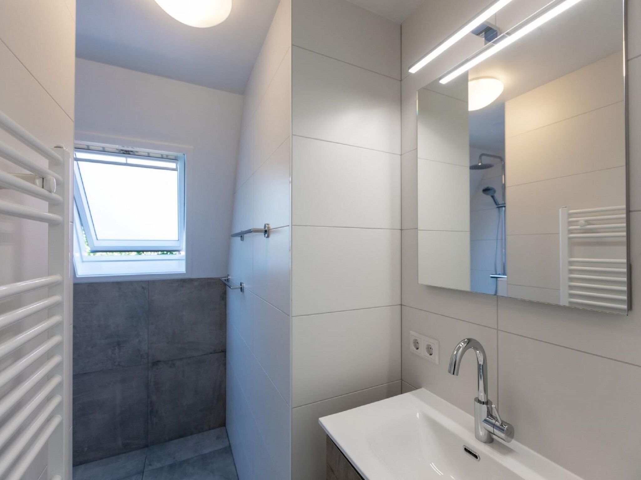 De badkamer van Vakantie bij Meeussen - Molendal 2 in Plasmolen