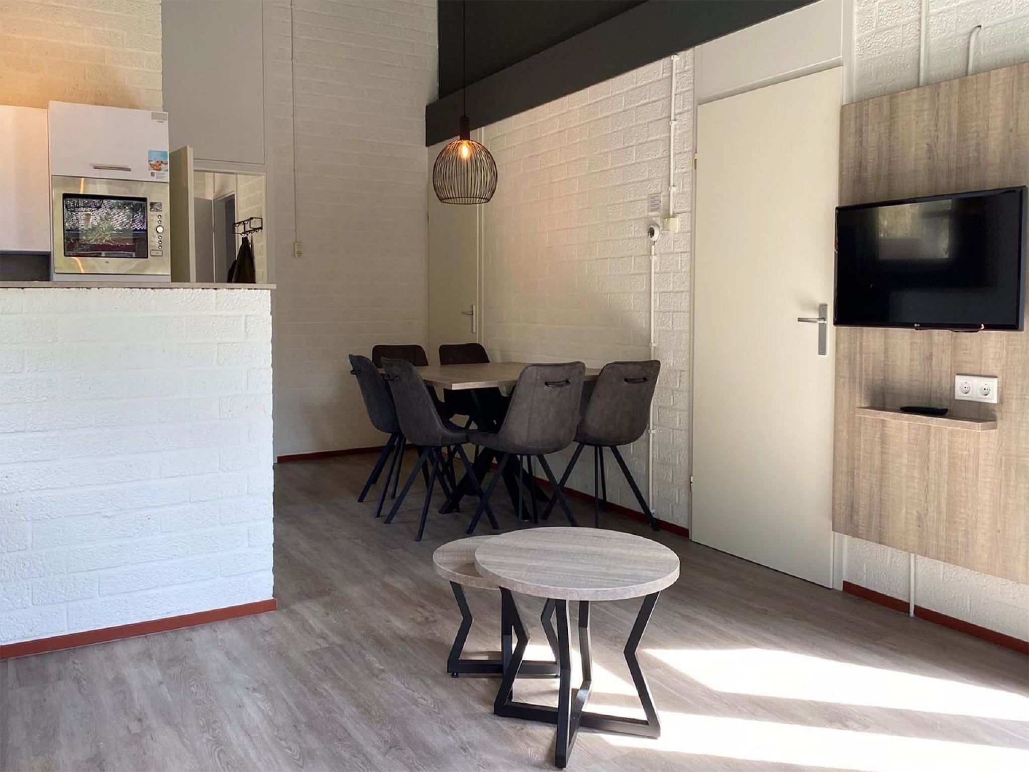 De keuken van Vakantiepark Weerterbergen 14 in Weert