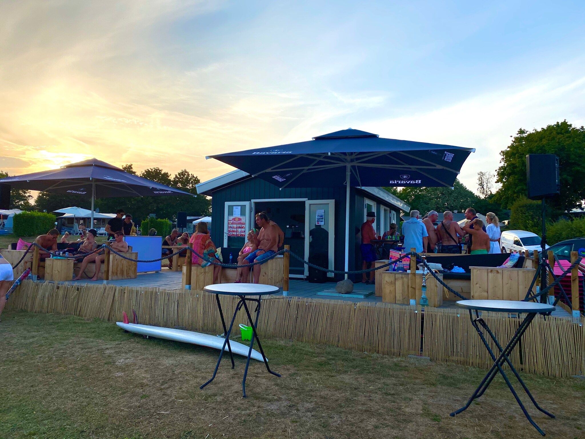 Parkfaciliteiten bij Recreatiepark Rhederlaagse Meren 16 in Lathum