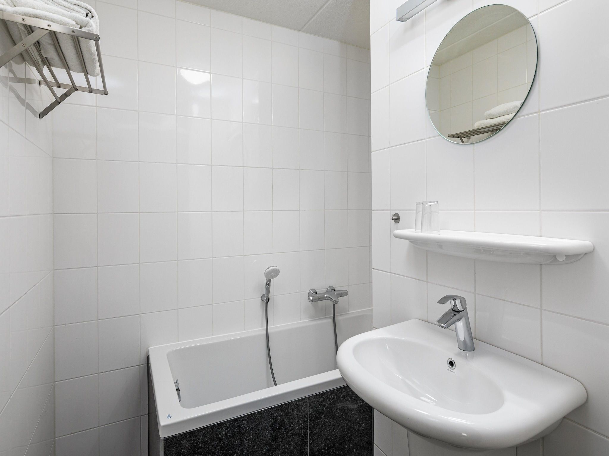 De badkamer van Vakantiepark Cape Helius 24 in Hellevoetsluis