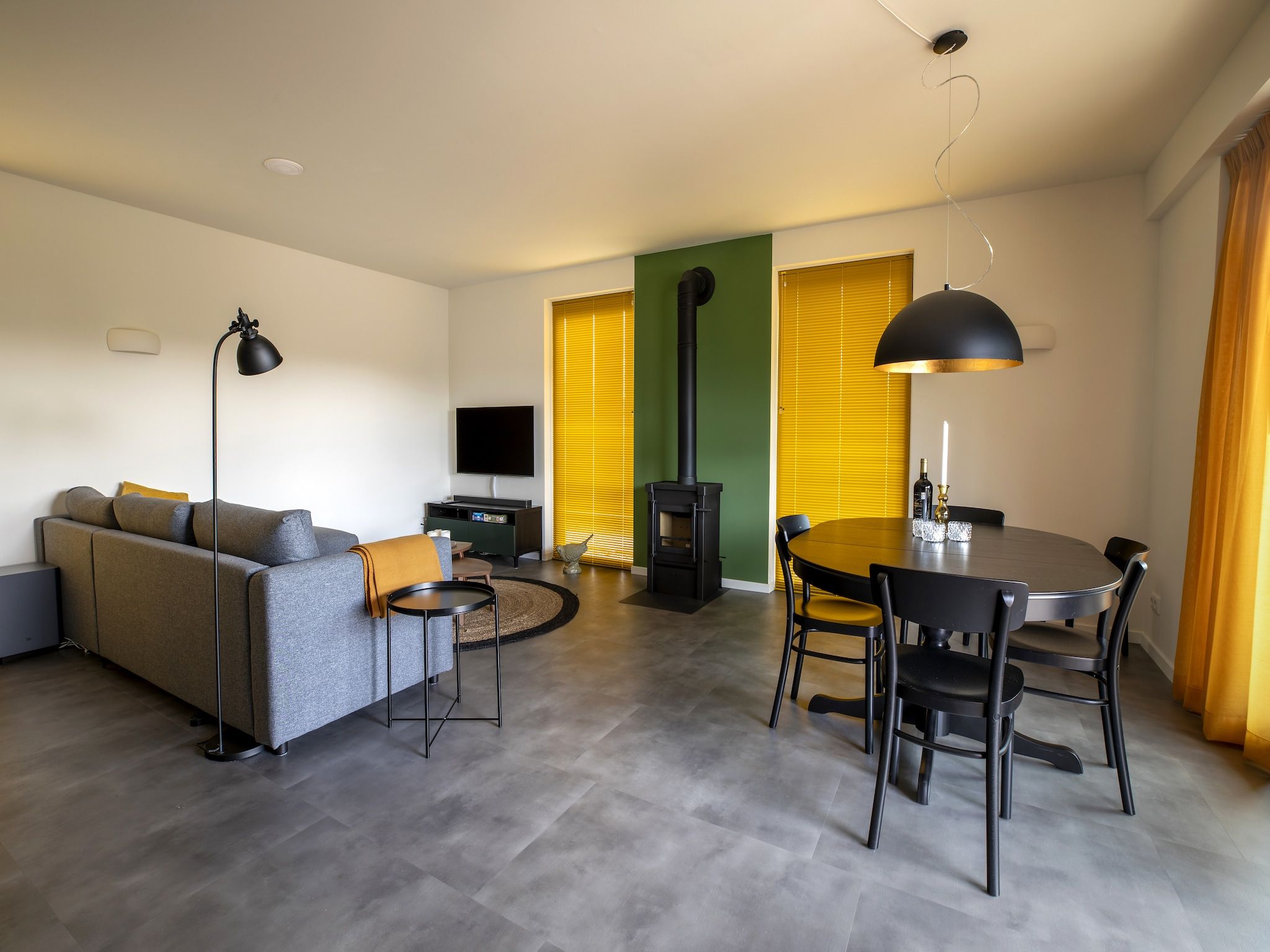 De woonkamer van Landgoed Eysinga State 5 in Sint Nicolaasga