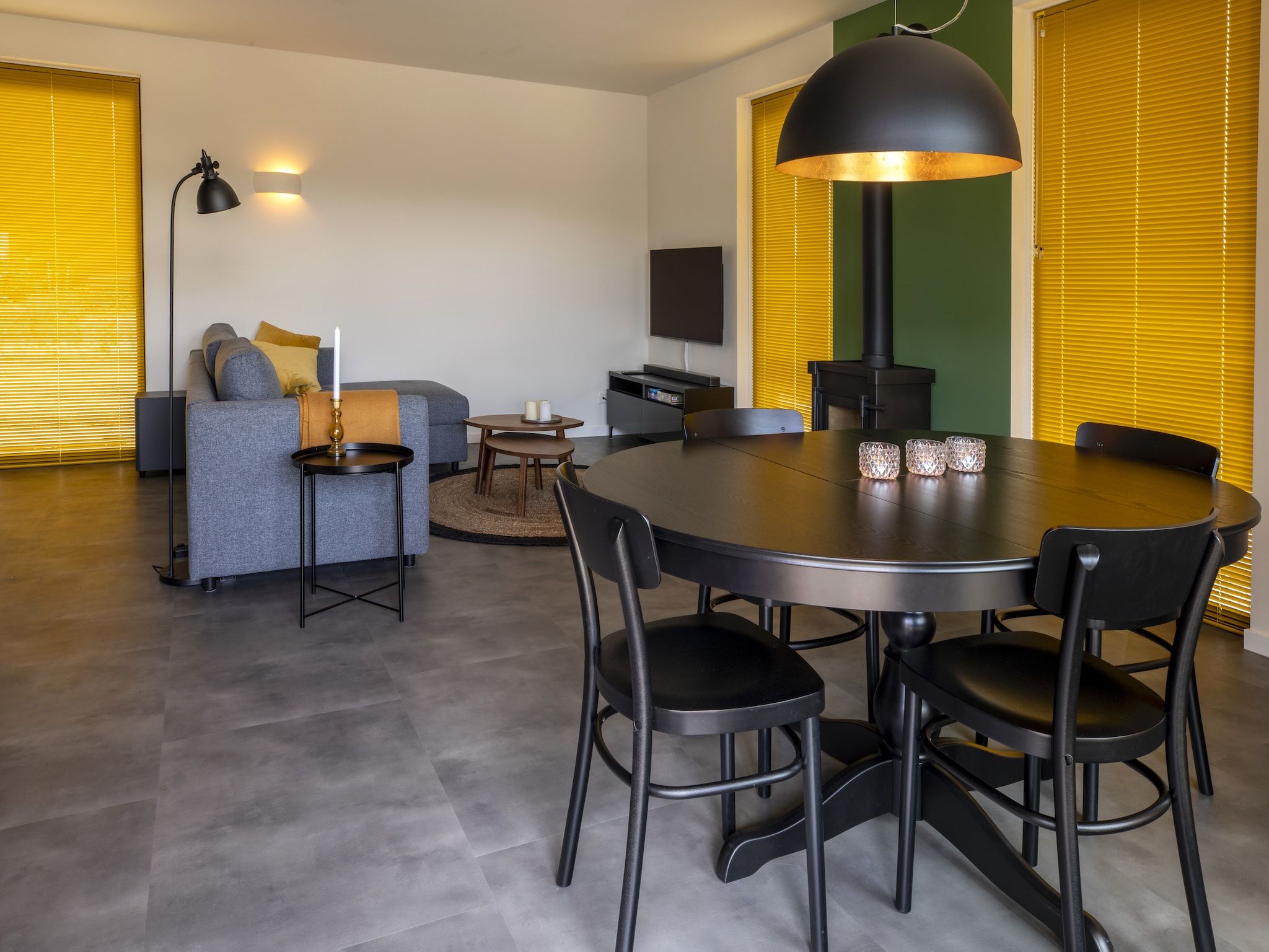 De eetkamer van Landgoed Eysinga State 5 in Sint Nicolaasga