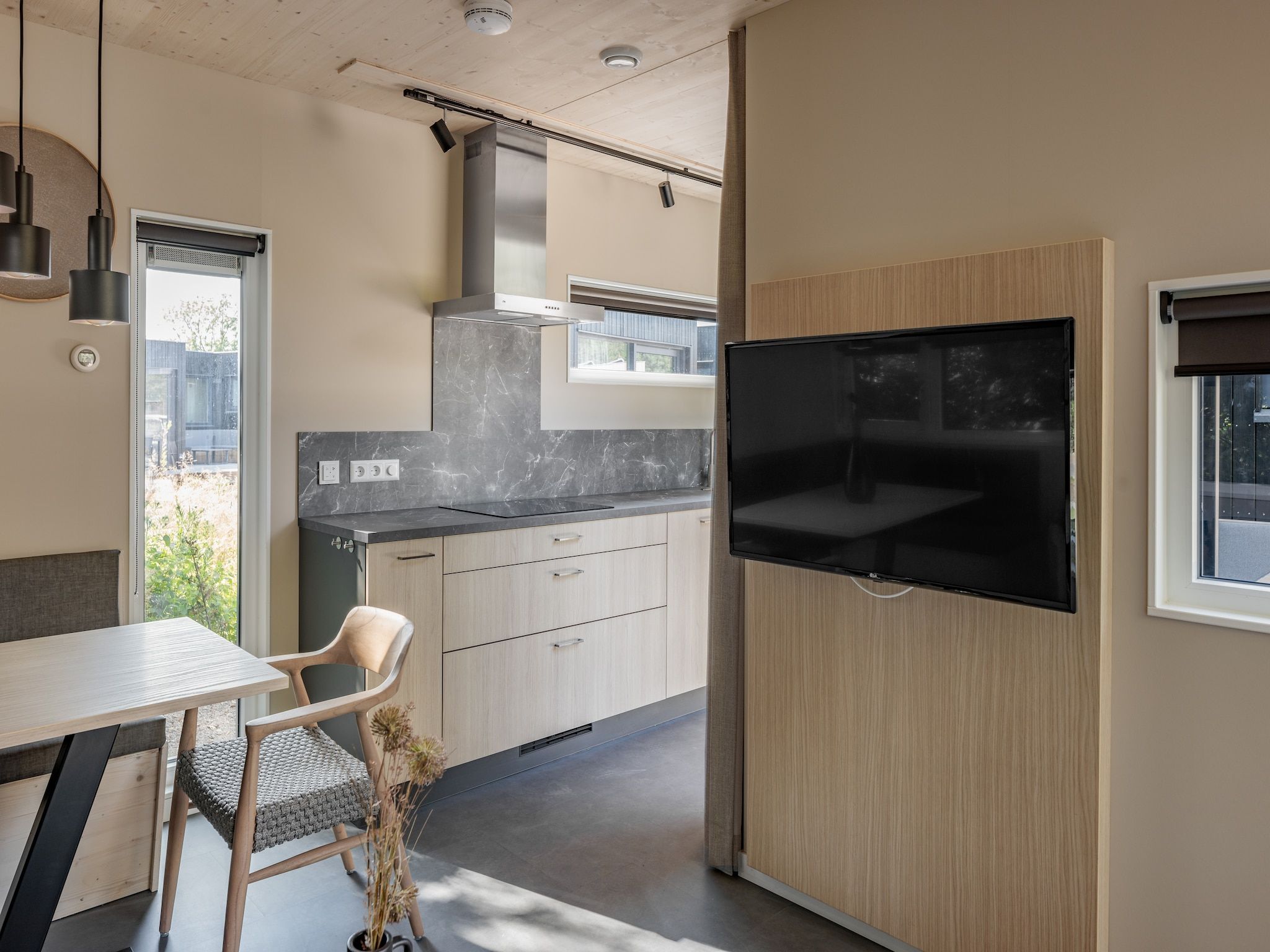 De keuken van Noordzee Résidence De Banjaard 23 in Kamperland