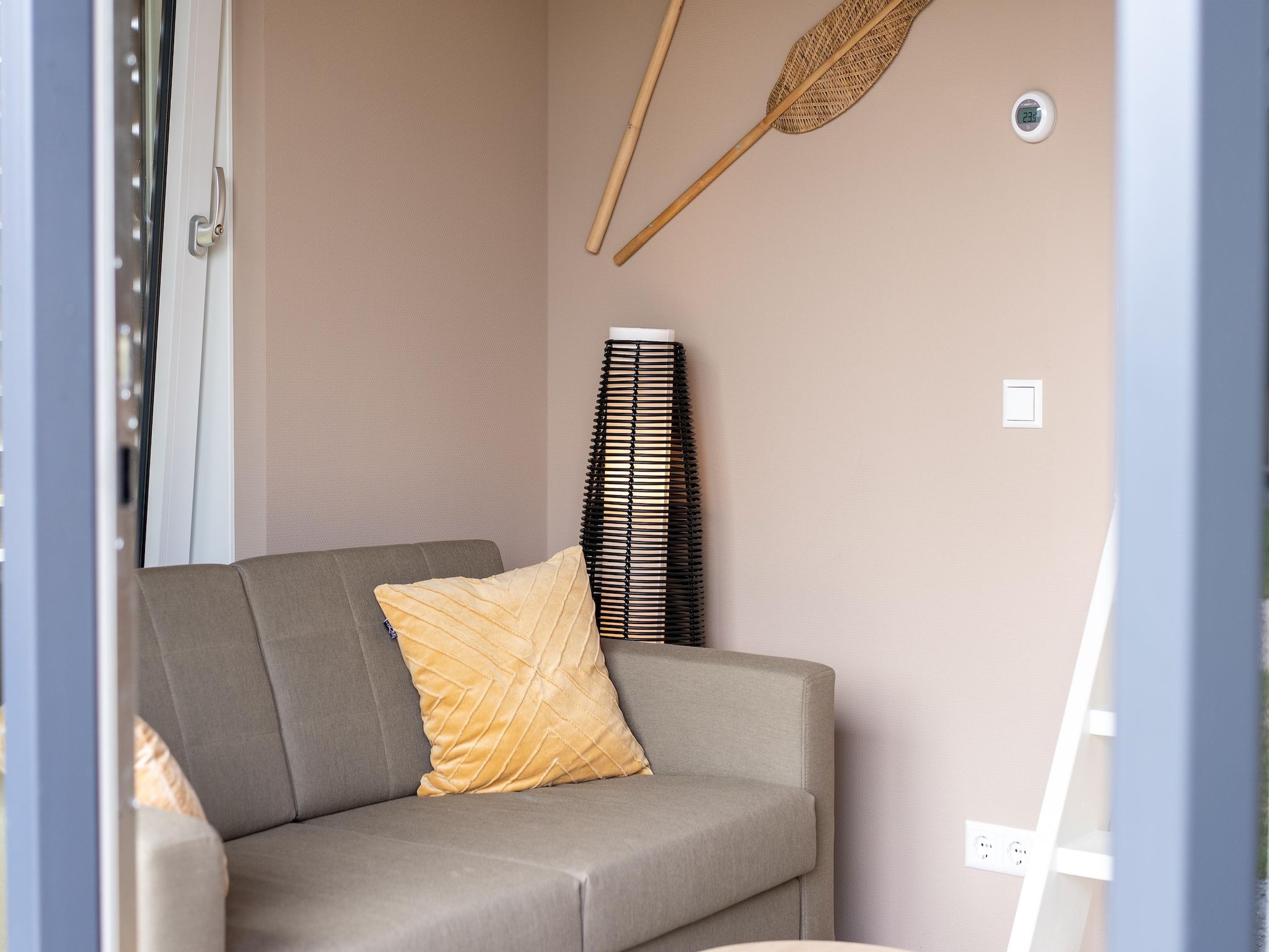 De woonkamer van Vakantiepark Zeebad 13 in Breskens