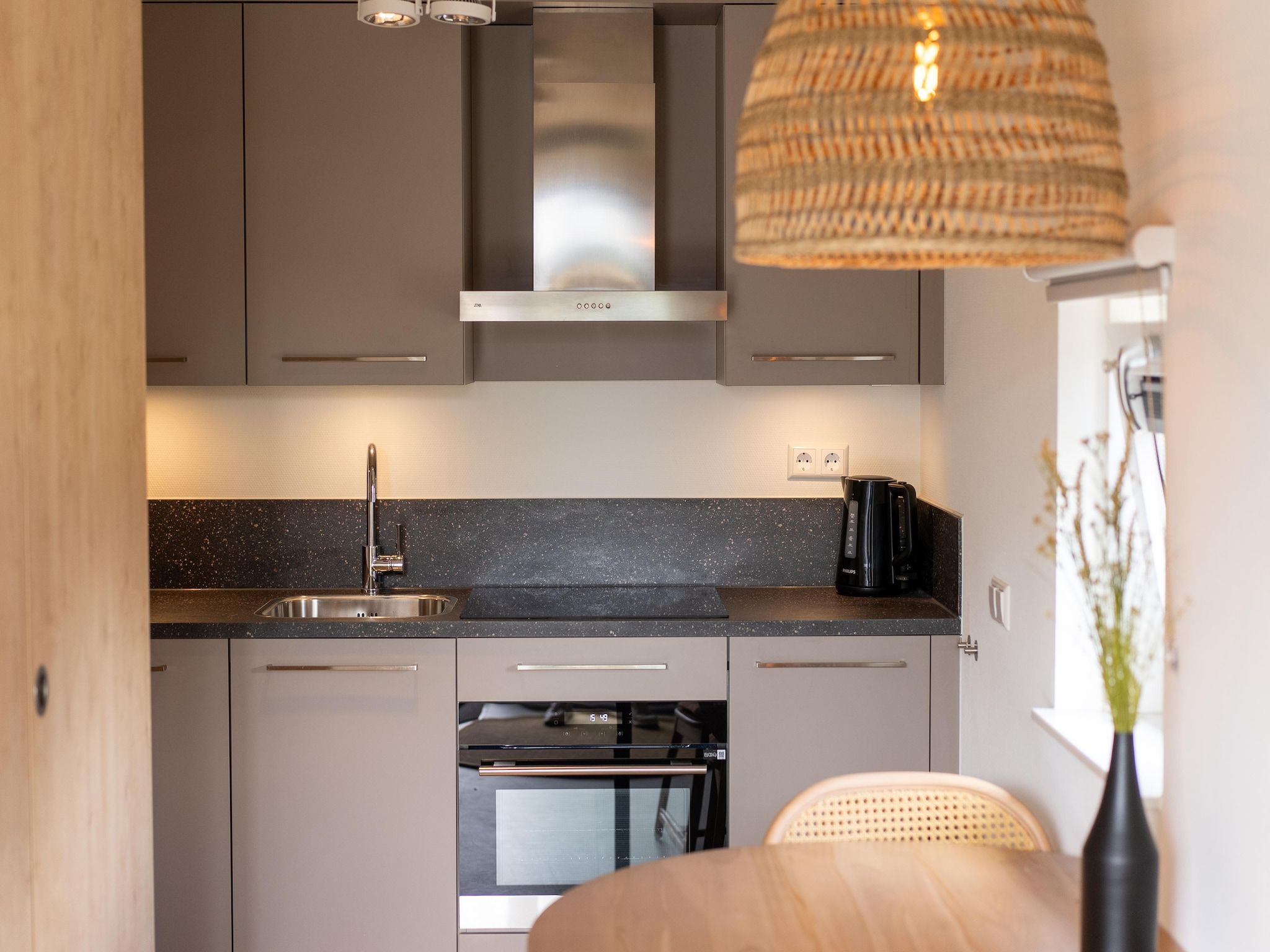 De keuken van Vakantiepark Zeebad 13 in Breskens