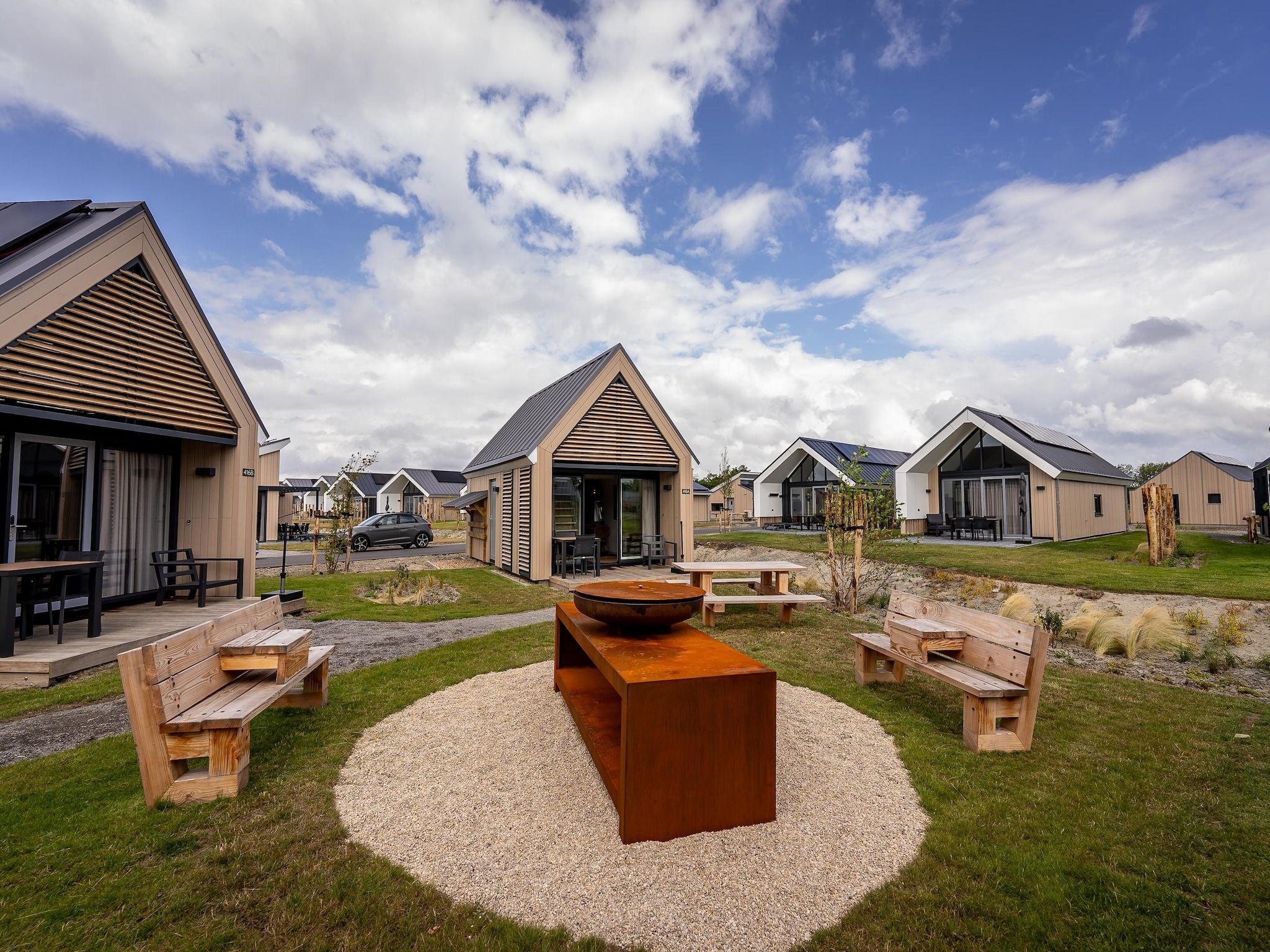 De buitenkant van Vakantiepark Zeebad 13 in Breskens