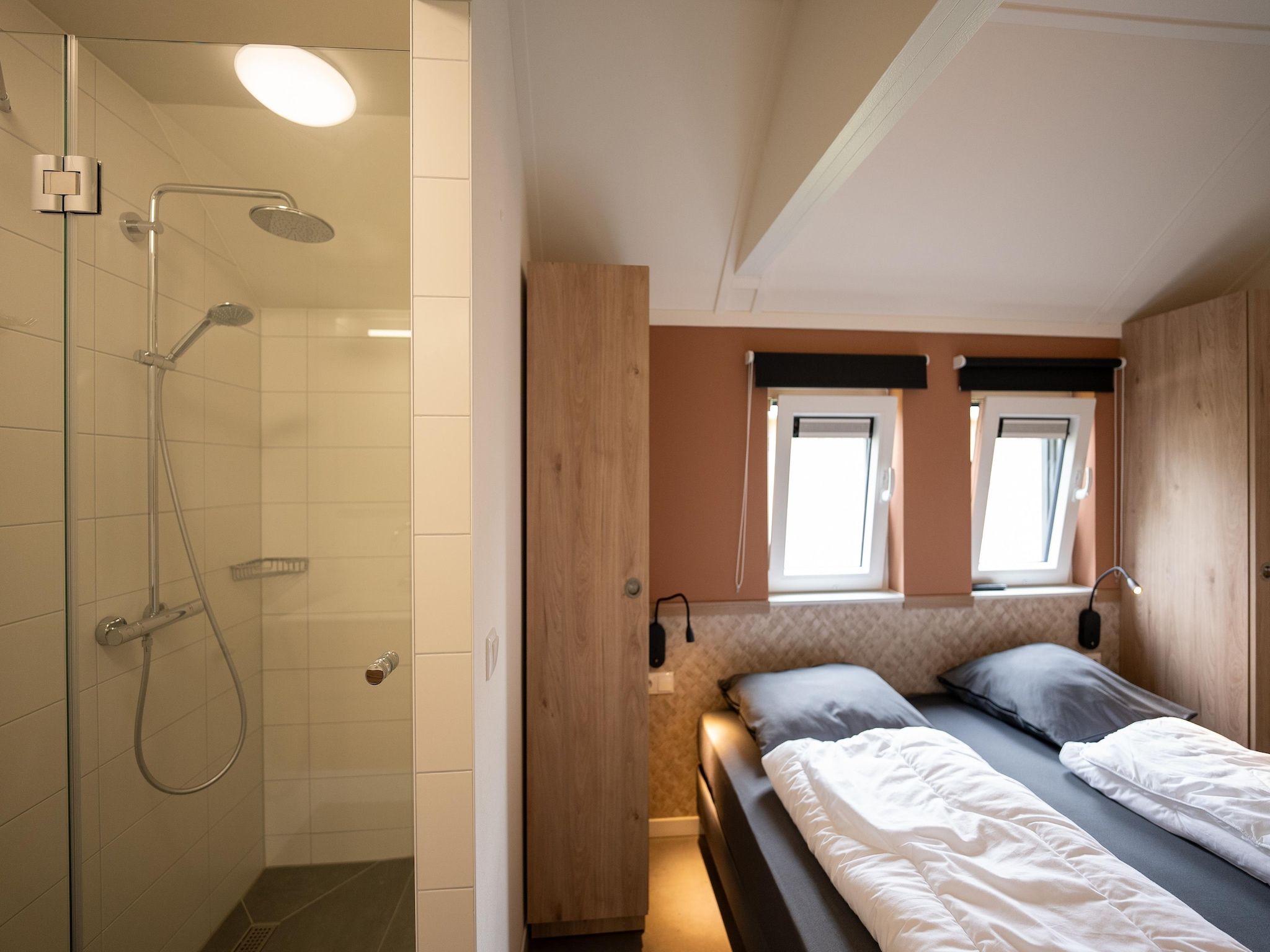 Een slaapkamer van Vakantiepark Zeebad 16 in Breskens