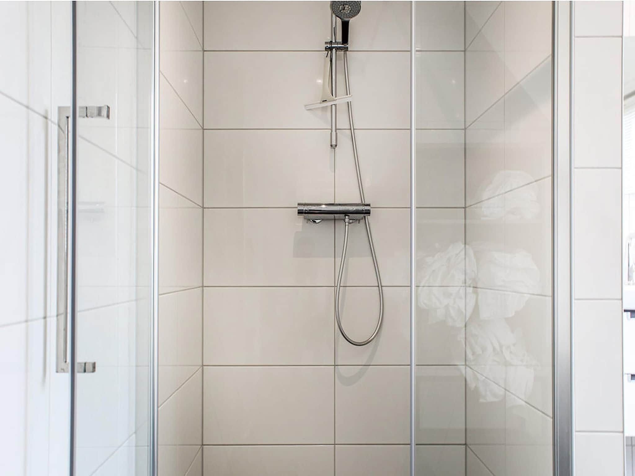 De badkamer van Recreatiepark Idskenhuizen 2 in Idskenhuizen