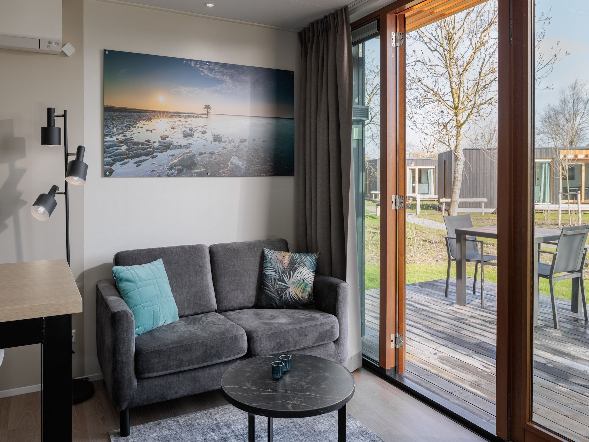 De woonkamer van Beach Resort Brouwersdam 1 in Scharendijke