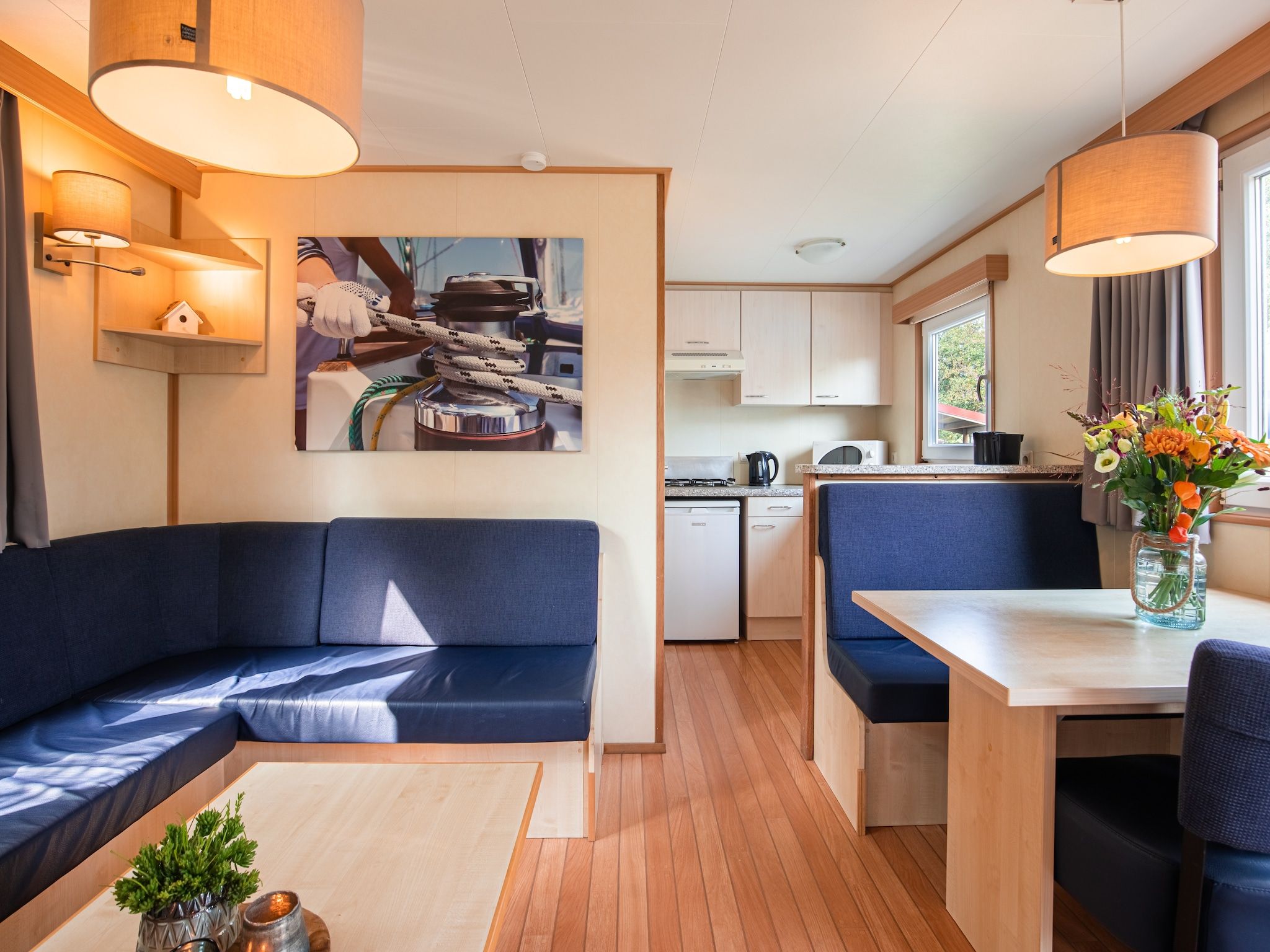 De woonkamer van Vakantiepark Leukermeer 4 in Well