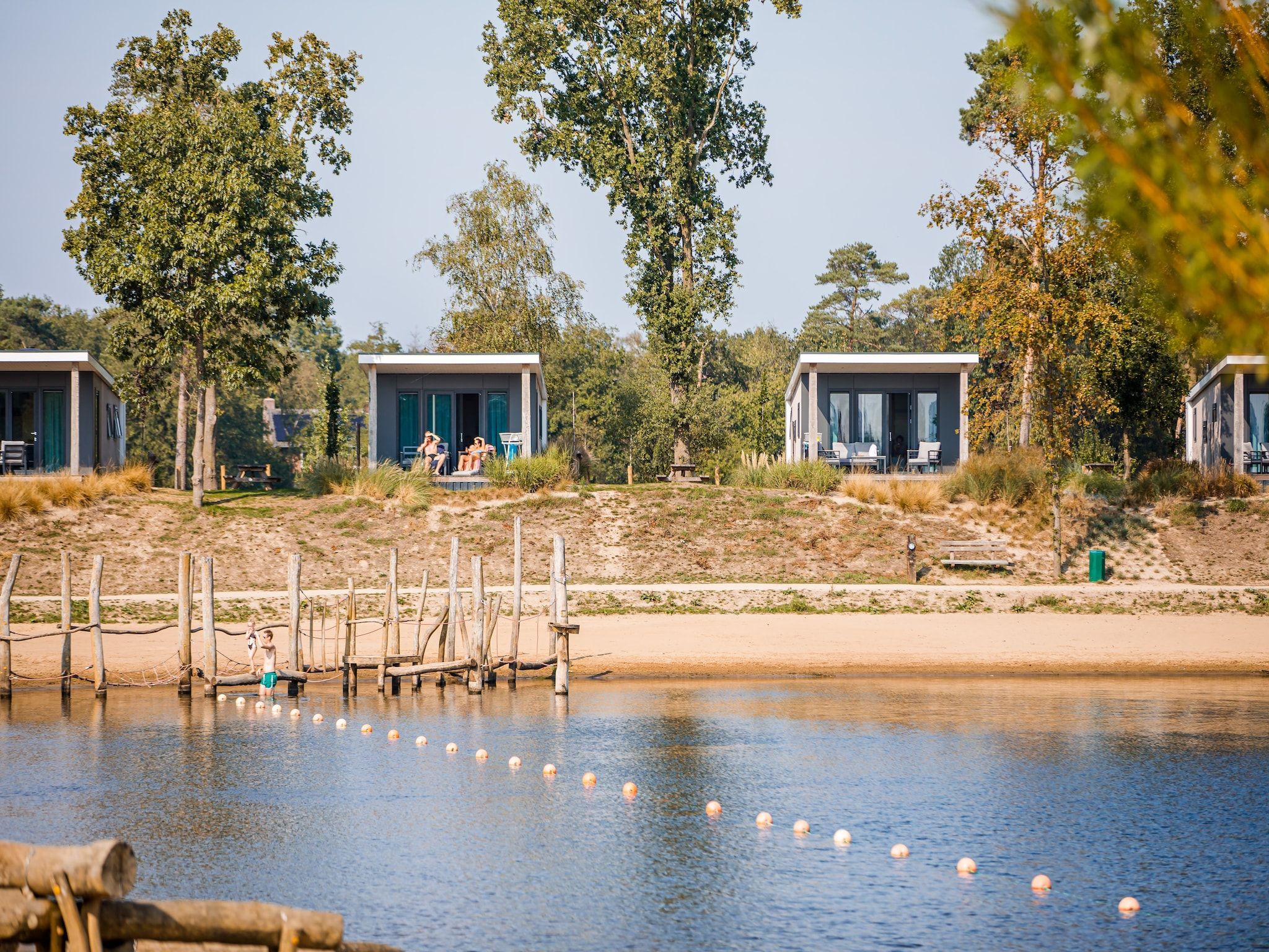 De buitenkant van Vakantiepark Leukermeer 9 in Well