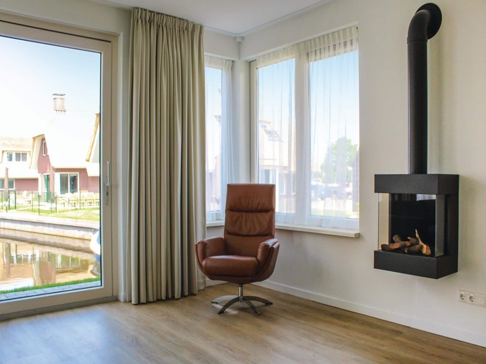 De woonkamer van Recreatiepark Idskenhuizen 4 in Idskenhuizen