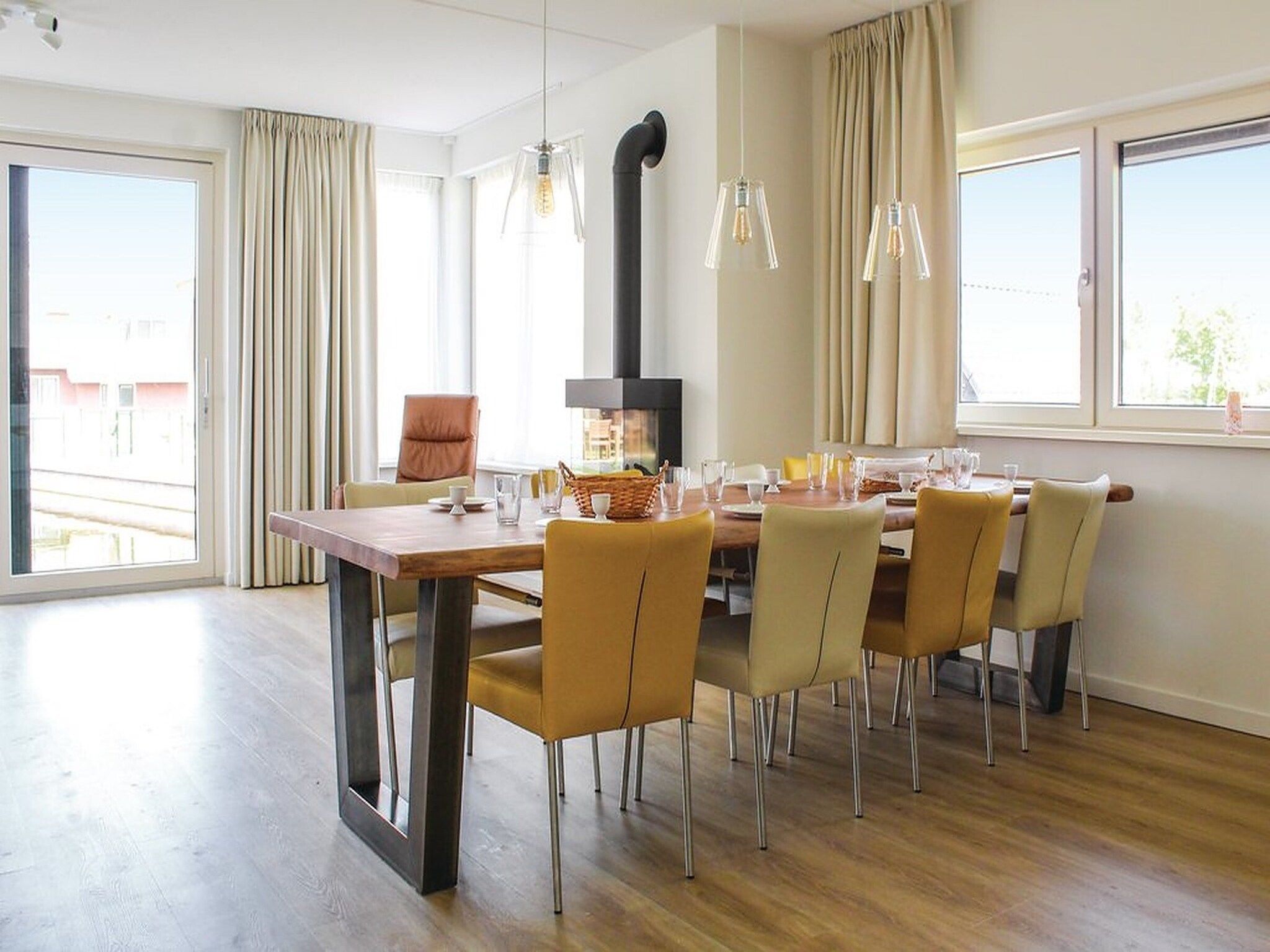 De woonkamer van Recreatiepark Idskenhuizen 4 in Idskenhuizen