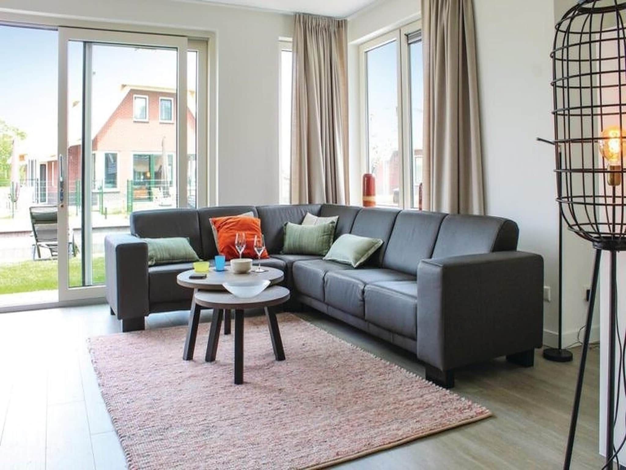 De woonkamer van Recreatiepark Idskenhuizen 6 in Idskenhuizen