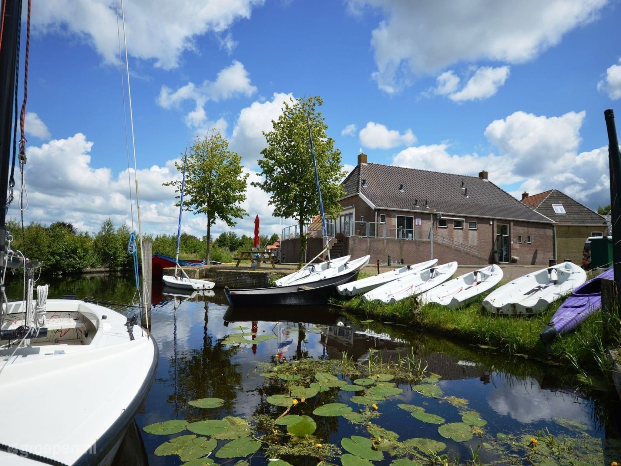 De omgeving van Recreatiepark Idskenhuizen 10 in Idskenhuizen