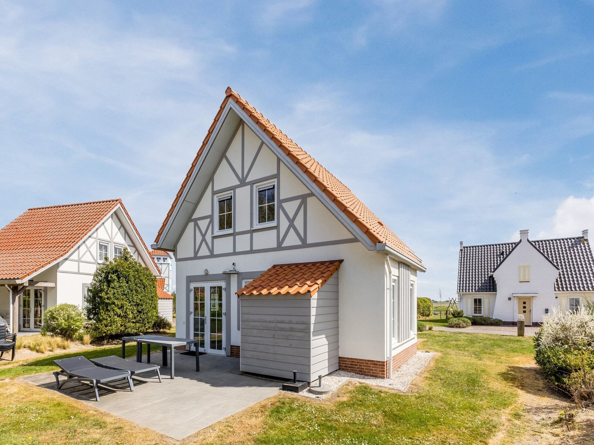 De buitenkant van Noordzee Residence Cadzand-Bad 26 in Cadzand-Bad