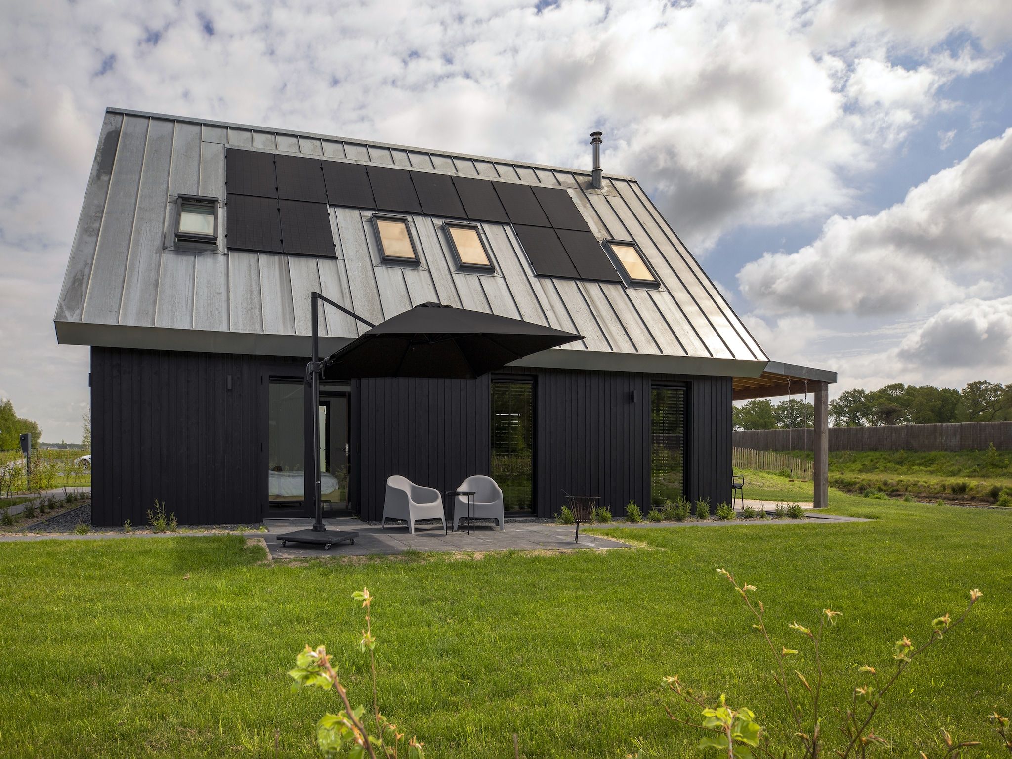 De buitenkant van Landgoed Eysinga State 7 in Sint Nicolaasga