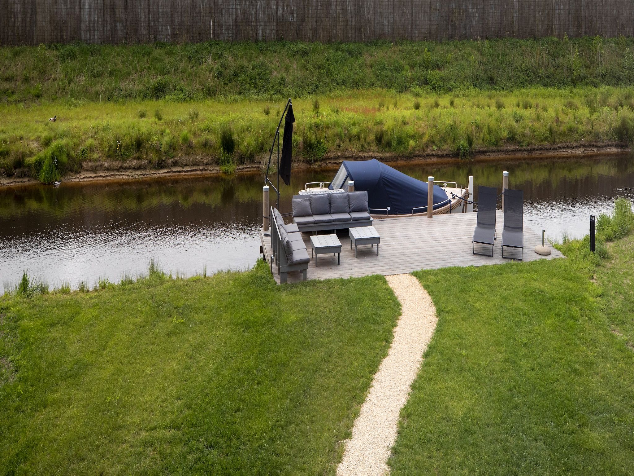 De tuin van Landgoed Eysinga State 7 in Sint Nicolaasga